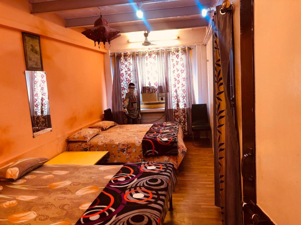 Golden Lodge Варанаси Экстерьер фото