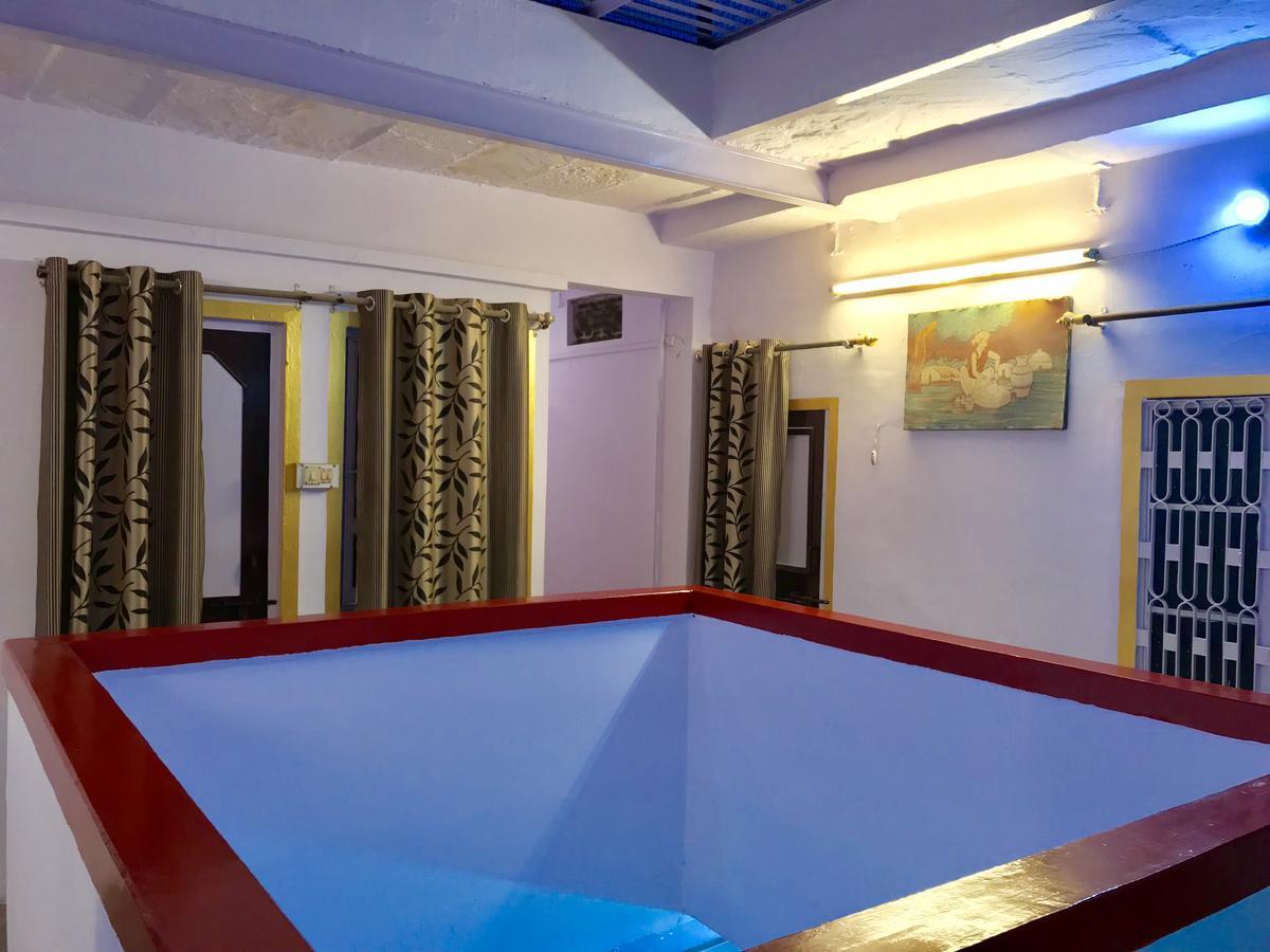 Golden Lodge Варанаси Экстерьер фото